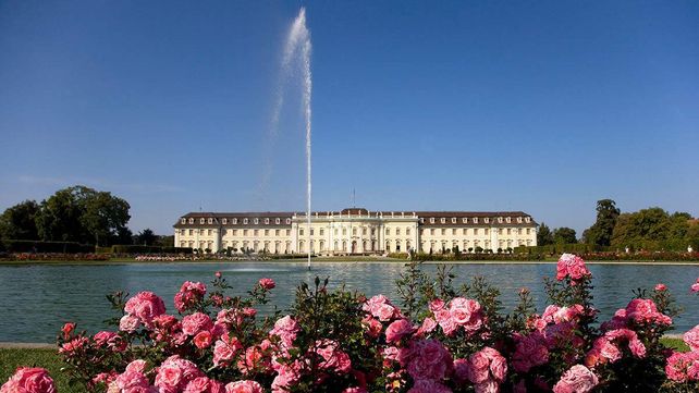 Residenzschloss Ludwigsburg, Teich im Schlossgarten