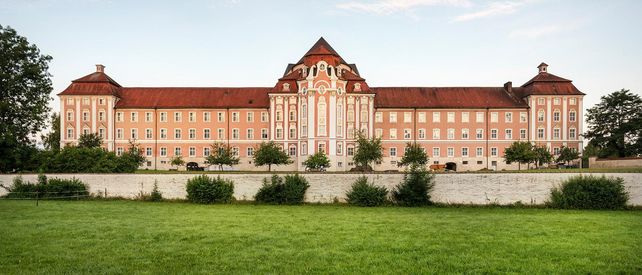 Kloster Wiblingen, Außenansicht des Ostflügels