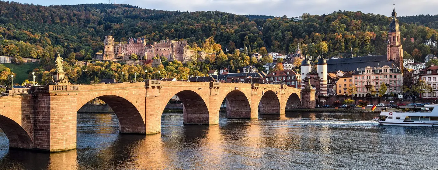Château de Heidelberg, vue de la ville et du château Heidelberg, l'image: Staatliche Schlösser und Gärten für Baden-Württemberg, Günther Bayerl