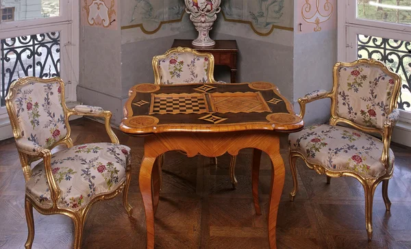 Foto: Staatliche Schlösser und Gärten Baden-Württemberg, Steffen Hauswirth Residenzschloss Ludwigsburg, Spieltisch Rokoko